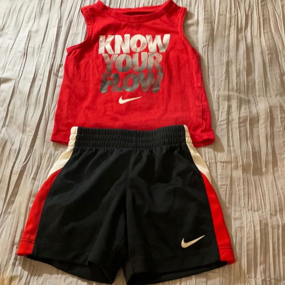 18m Nike set